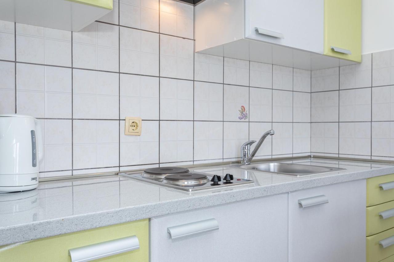 Apartments Crnekovic I Zarok Baška Exterior foto