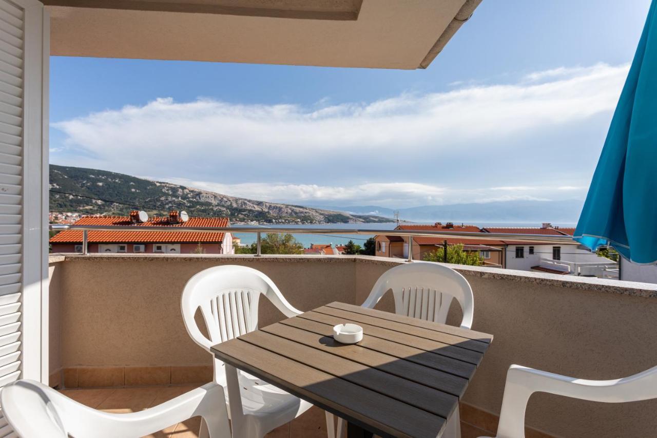 Apartments Crnekovic I Zarok Baška Exterior foto