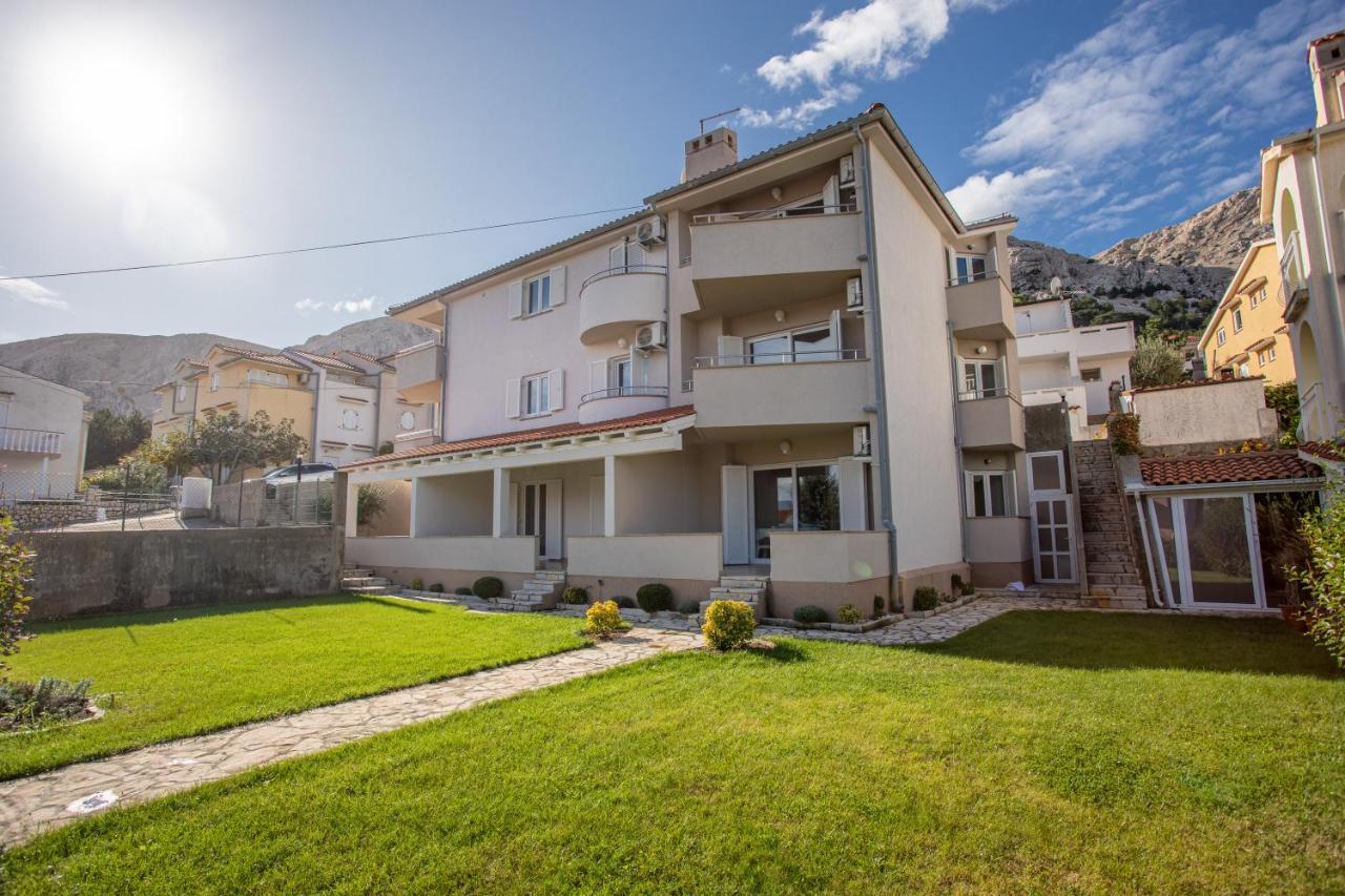 Apartments Crnekovic I Zarok Baška Exterior foto